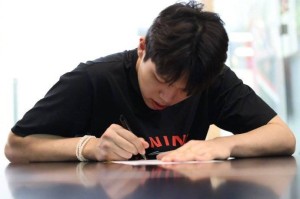 开拓者官宣签约杨瀚森 新秀合同4年2139万美元