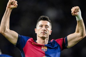 巴萨首签！2000万欧元引进西甲飞翼 放弃伊萨克，3500万转攻DV9